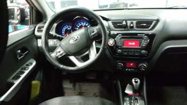 KIA Rio 2013 года, 139 353 км - вид 5
