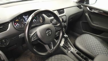 Skoda Octavia 2017 года, 228 836 км - вид 5