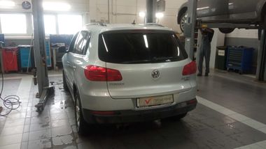 Volkswagen Tiguan 2013 года, 166 541 км - вид 4