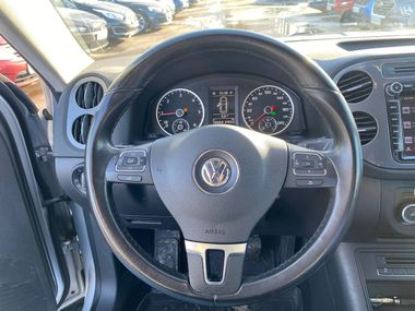 Volkswagen Tiguan 2013 года, 166 541 км - вид 9