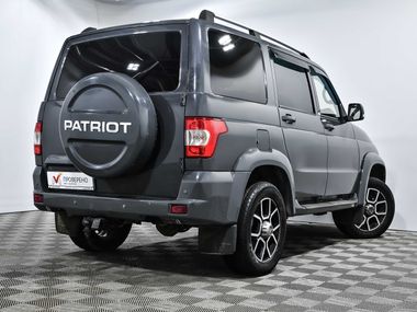 УАЗ Patriot 2019 года, 106 940 км - вид 4