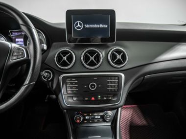 Mercedes-Benz GLA-класс 2016 года, 110 932 км - вид 10