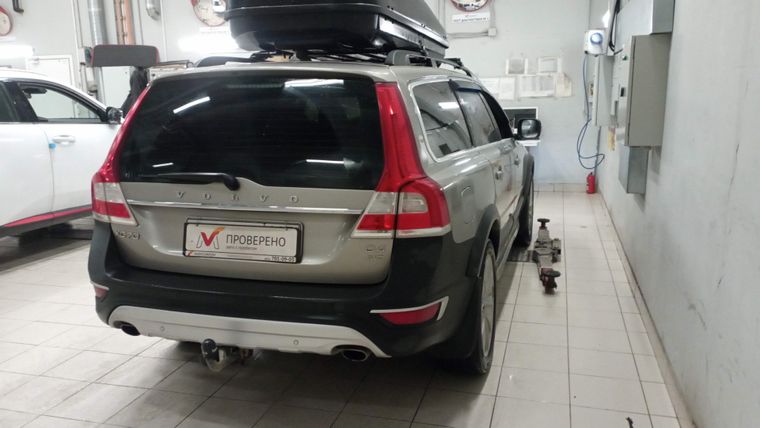 Volvo XC70 2014 года, 215 172 км - вид 3