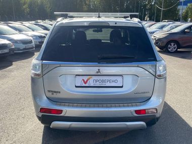 Mitsubishi Outlander 2014 года, 212 432 км - вид 5