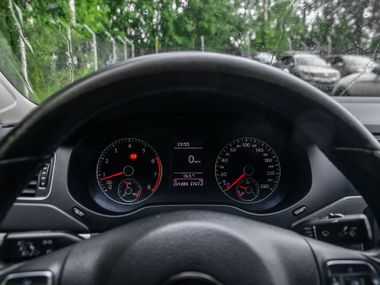 Volkswagen Jetta 2013 года, 231 242 км - вид 5