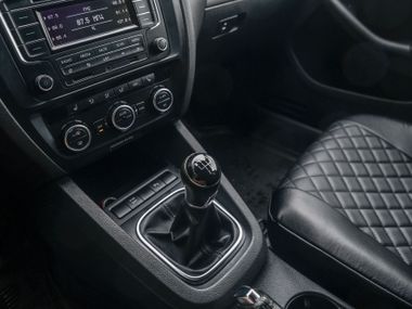 Volkswagen Jetta 2013 года, 231 242 км - вид 8