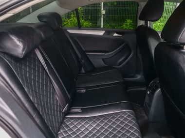 Volkswagen Jetta 2013 года, 231 242 км - вид 10