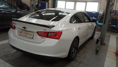 Chevrolet Malibu 2017 года, 268 553 км - вид 3