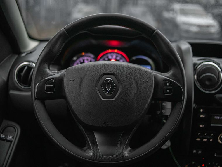 Renault Duster 2018 года, 197 853 км - вид 6