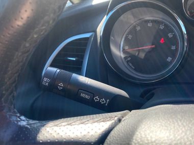 Opel Astra GTC 2013 года, 226 470 км - вид 8