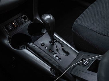 Toyota RAV4 2007 года, 213 751 км - вид 8