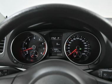 Volkswagen Golf 2012 года, 107 000 км - вид 7