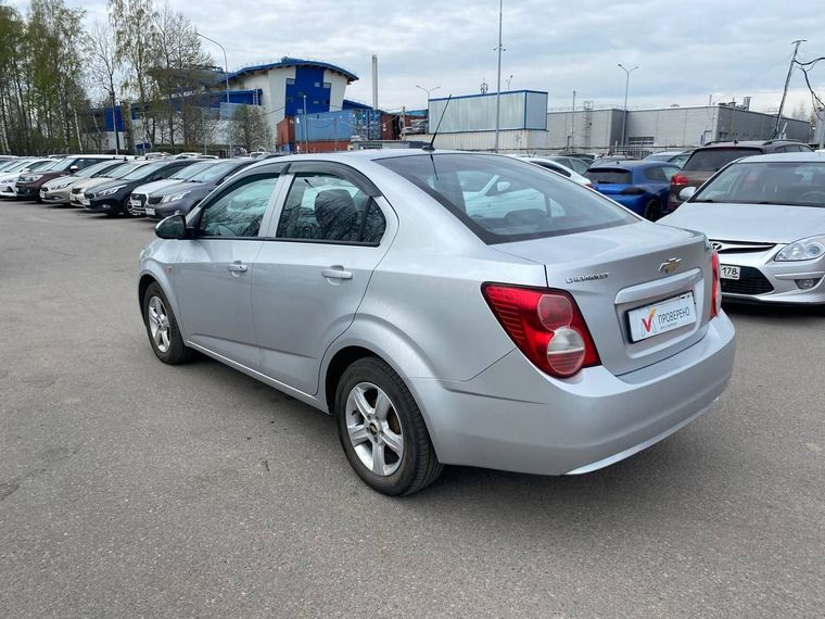 Chevrolet Aveo 2013 года, 192 168 км - вид 6