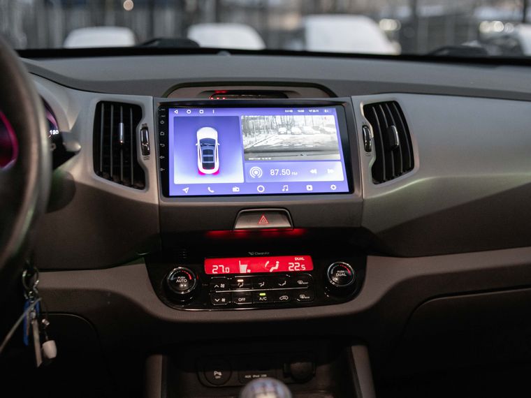 KIA Sportage 2012 года, 203 000 км - вид 9