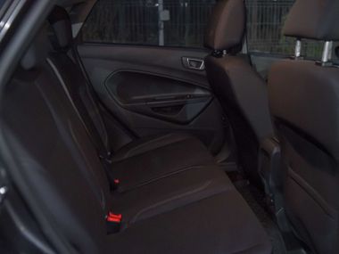 Ford Fiesta 2017 года, 128 677 км - вид 9