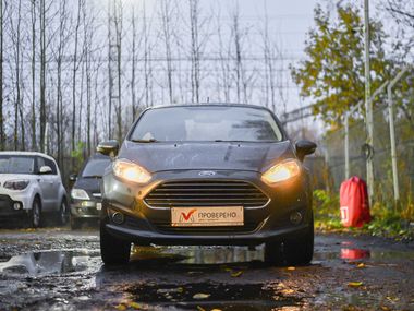 Ford Fiesta 2017 года, 128 677 км - вид 3