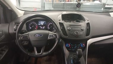 Ford Kuga 2017 года, 82 603 км - вид 5