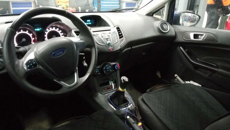 Ford Fiesta 2016 года, 121 757 км - вид 5