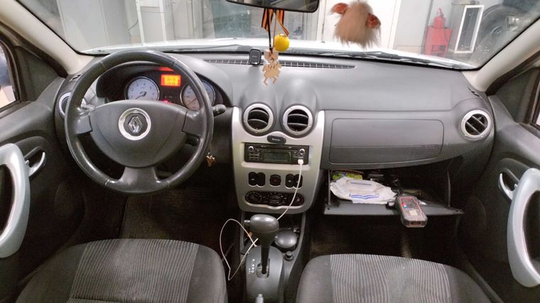 Renault Sandero 2013 года, 158 976 км - вид 5