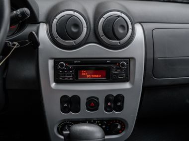 Renault Sandero 2013 года, 158 976 км - вид 7