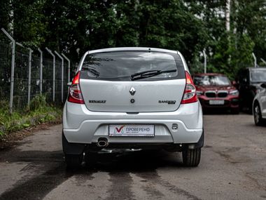 Renault Sandero 2013 года, 158 976 км - вид 4
