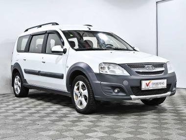 ВАЗ (LADA) Largus Cross 2019 года, 179 208 км - вид 3