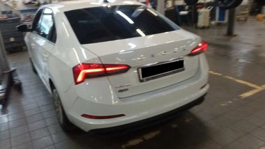 Skoda Rapid 2021 года, 117 500 км - вид 4