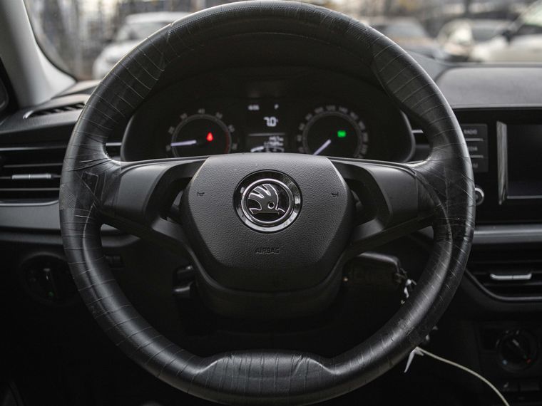 Skoda Rapid 2021 года, 117 500 км - вид 7