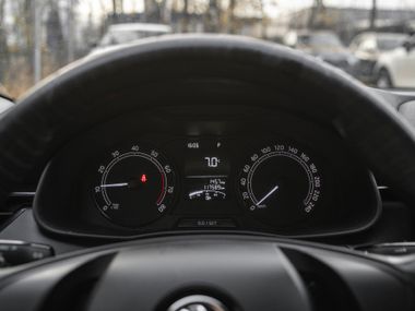 Skoda Rapid 2021 года, 117 500 км - вид 5