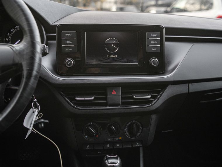 Skoda Rapid 2021 года, 117 500 км - вид 8