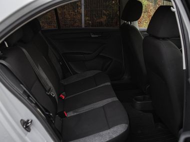 Skoda Rapid 2021 года, 117 500 км - вид 11