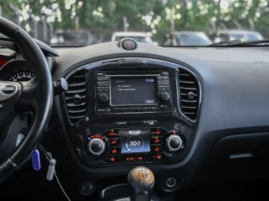 Nissan Juke 2011 года, 216 289 км - вид 7