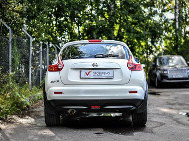 Nissan Juke 2011 года, 216 289 км - вид 4