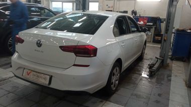 Volkswagen Polo 2022 года, 49 000 км - вид 3