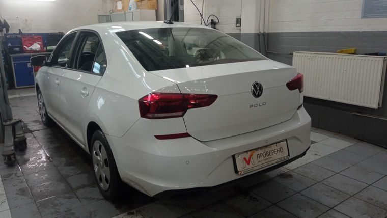 Volkswagen Polo 2022 года, 49 000 км - вид 4
