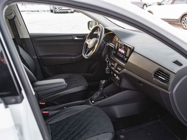 Volkswagen Polo 2022 года, 49 000 км - вид 13