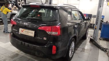 KIA Sorento 2017 года, 219 747 км - вид 3