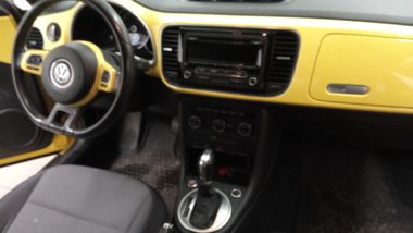 Volkswagen Beetle 2014 года, 164 000 км - вид 5