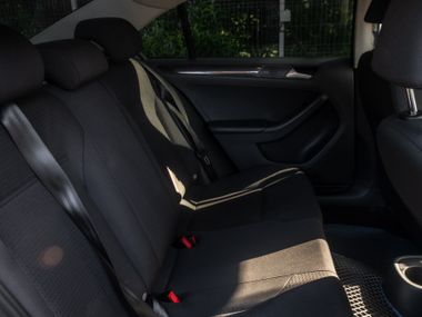 Volkswagen Jetta 2016 года, 168 030 км - вид 10