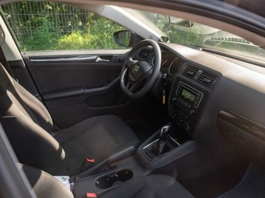 Volkswagen Jetta 2016 года, 168 030 км - вид 11