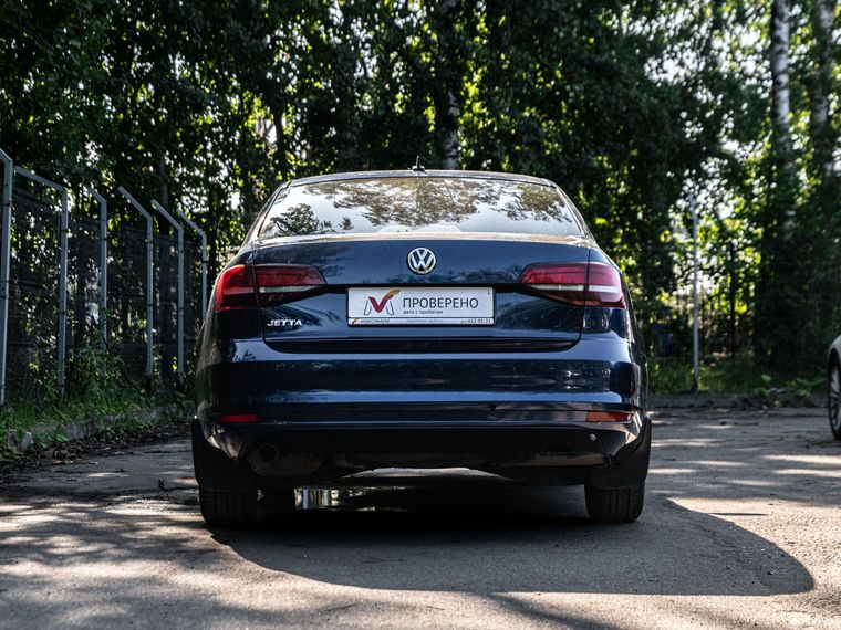 Volkswagen Jetta 2016 года, 168 030 км - вид 4