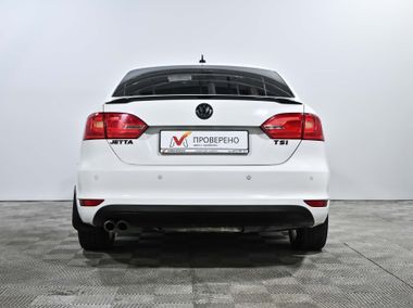 Volkswagen Jetta 2014 года, 172 414 км - вид 6