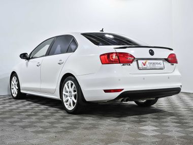 Volkswagen Jetta 2014 года, 172 414 км - вид 7