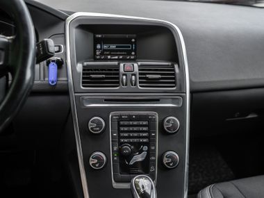 Volvo XC60 2013 года, 197 980 км - вид 7