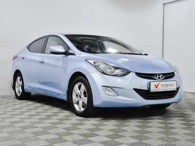 Hyundai Elantra 2012 года, 131 480 км - вид 3