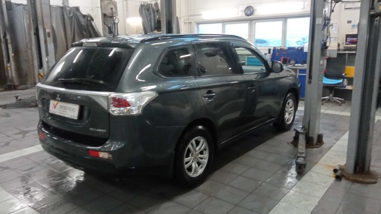 Mitsubishi Outlander 2013 года, 127 994 км - вид 3