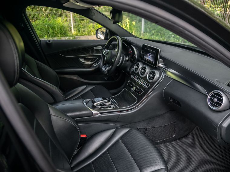 Mercedes-Benz C-класс 2015 года, 188 760 км - вид 13