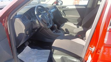 Volkswagen Tiguan 2020 года, 171 312 км - вид 16