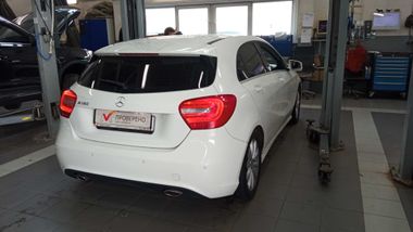 Mercedes-Benz A-класс 2013 года, 203 048 км - вид 3