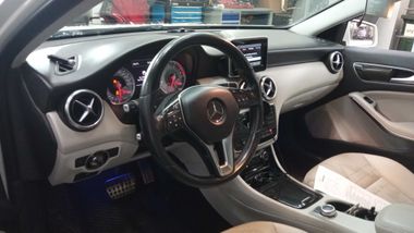 Mercedes-Benz A-класс 2013 года, 203 048 км - вид 5